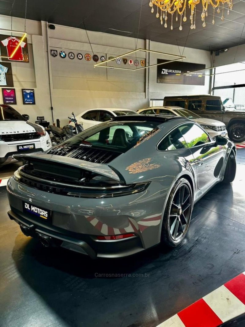 911 3.8 CARRERA S COUPÉ 6 CILINDROS 24V GASOLINA 2P AUTOMÁTICO - 2026 - LAJEADO