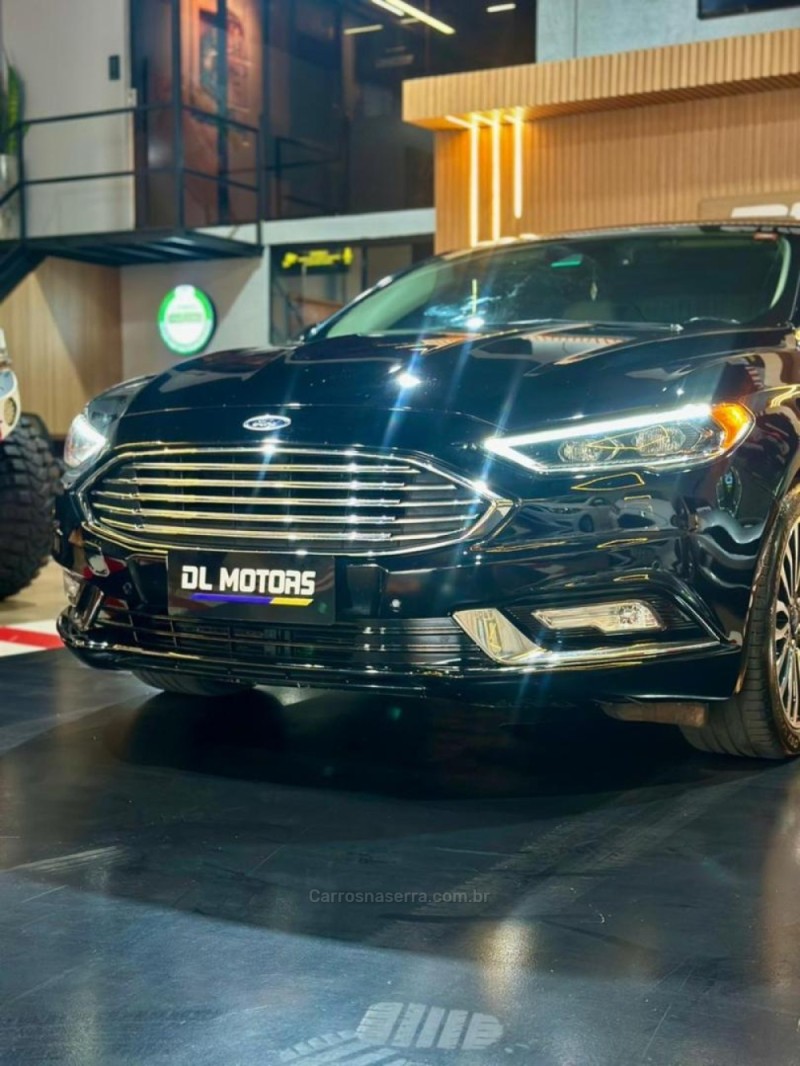 FUSION 2.0 TITANIUM PLUS AWD 16V GASOLINA 4P AUTOMÁTICO - 2017 - LAJEADO