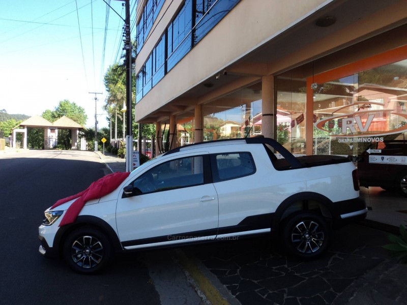 SAVEIRO 1.6 CROSS CD 16V FLEX 2P MANUAL - 2022 - CARLOS BARBOSA
