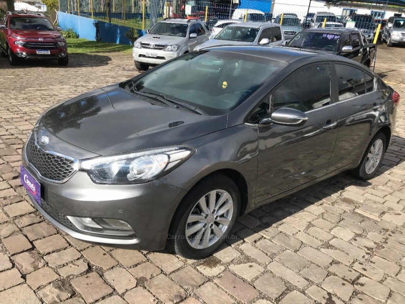 cerato 1.6 ex sedan 16v gasolina 4p automatico 2014 farroupilha