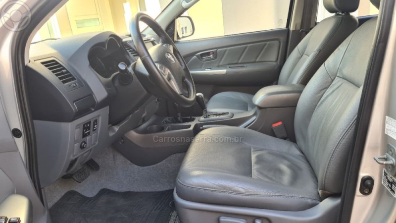 HILUX 3.0 SRV 4X4 CD 16V TURBO INTERCOOLER DIESEL 4P AUTOMÁTICO - 2014 - BENTO GONçALVES