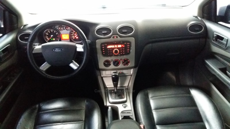 FOCUS 2.0 GLX SEDAN 16V FLEX 4P AUTOMÁTICO - 2011 - FARROUPILHA