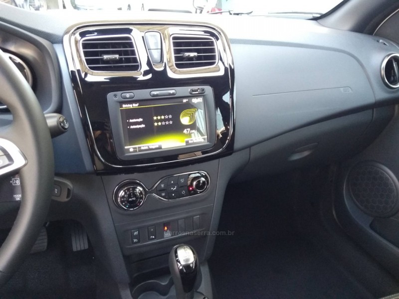 SANDERO 1.6 STEPWAY ICONIC X-TRONIC 16V FLEX 4P AUTOMÁTICO - 2022 - FLORES DA CUNHA