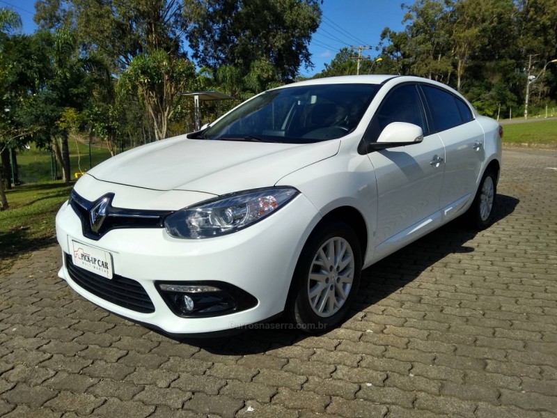fluence 2.0 dynamique 16v flex 4p automatico 2016 caxias do sul