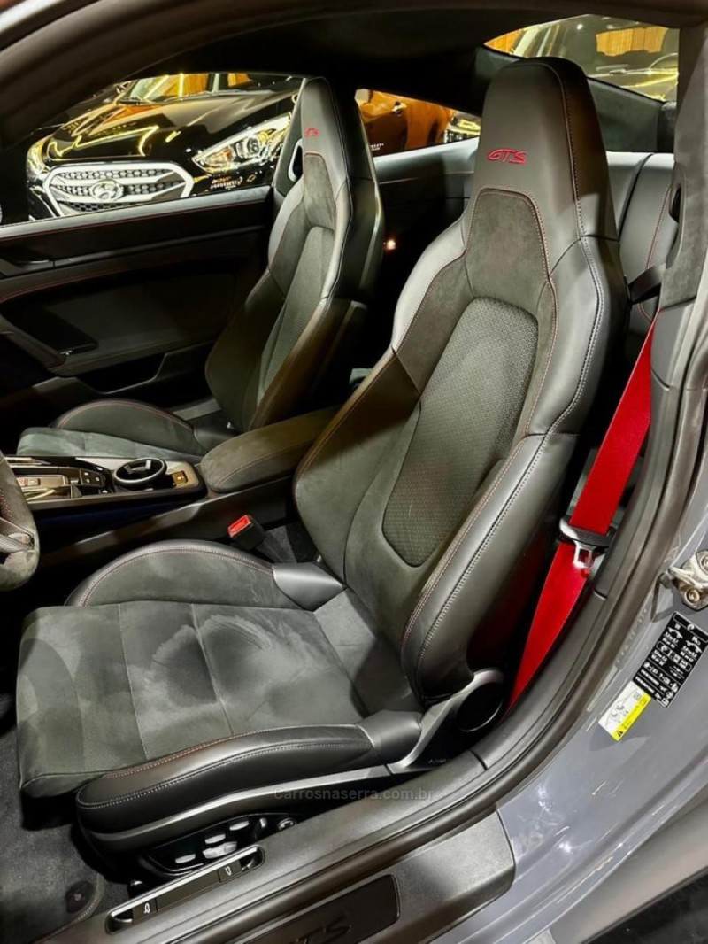 911 3.8 CARRERA S COUPÉ 6 CILINDROS 24V GASOLINA 2P AUTOMÁTICO - 2026 - LAJEADO