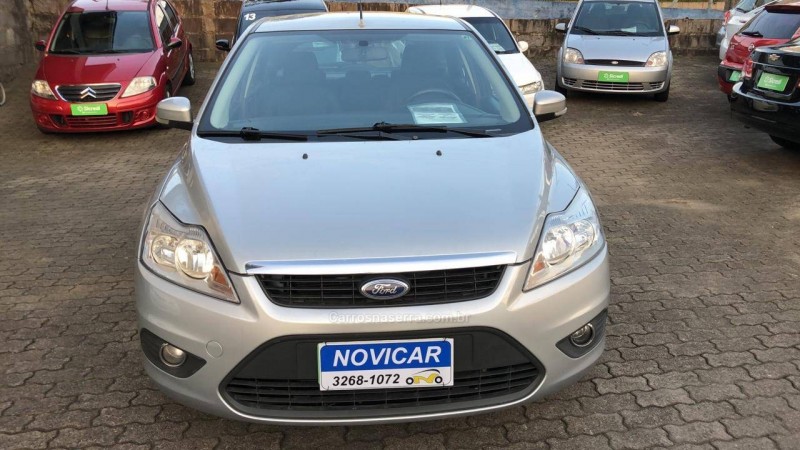 FOCUS 1.6 GLX 8V FLEX 4P MANUAL - 2012 - FARROUPILHA