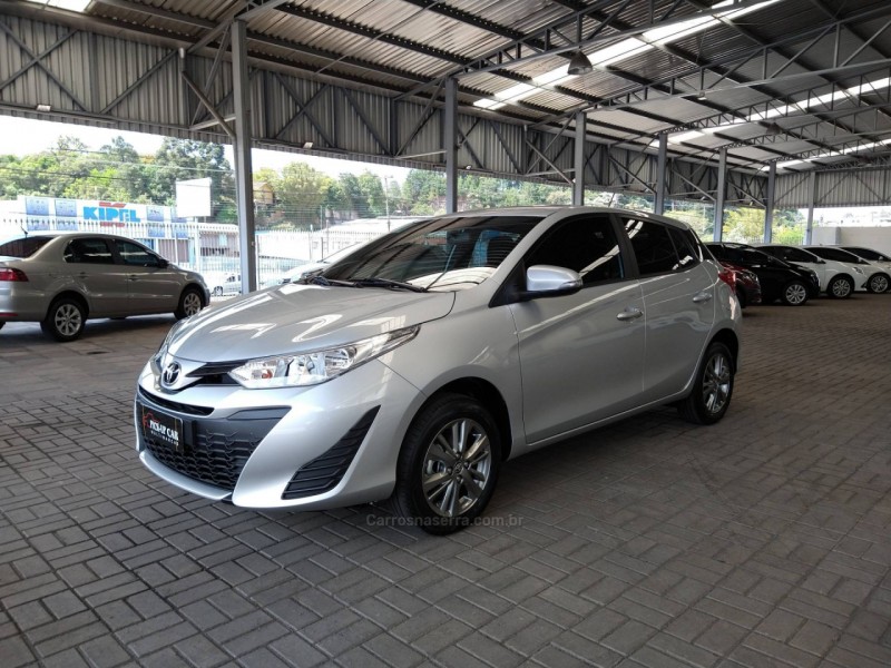 yaris 1.5 xl connect 16v flex 4p automatico 2021 caxias do sul