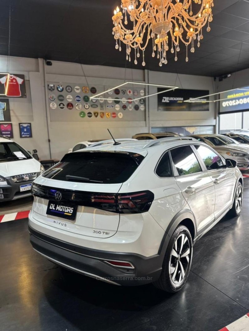 NIVUS 1.0 TSI HIGHLINE FLEX 4P AUTOMÁTICO - 2022 - LAJEADO