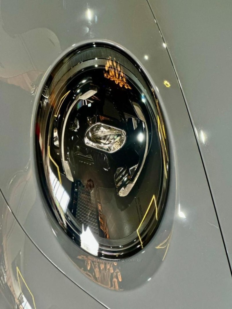 911 3.8 CARRERA S COUPÉ 6 CILINDROS 24V GASOLINA 2P AUTOMÁTICO - 2026 - LAJEADO