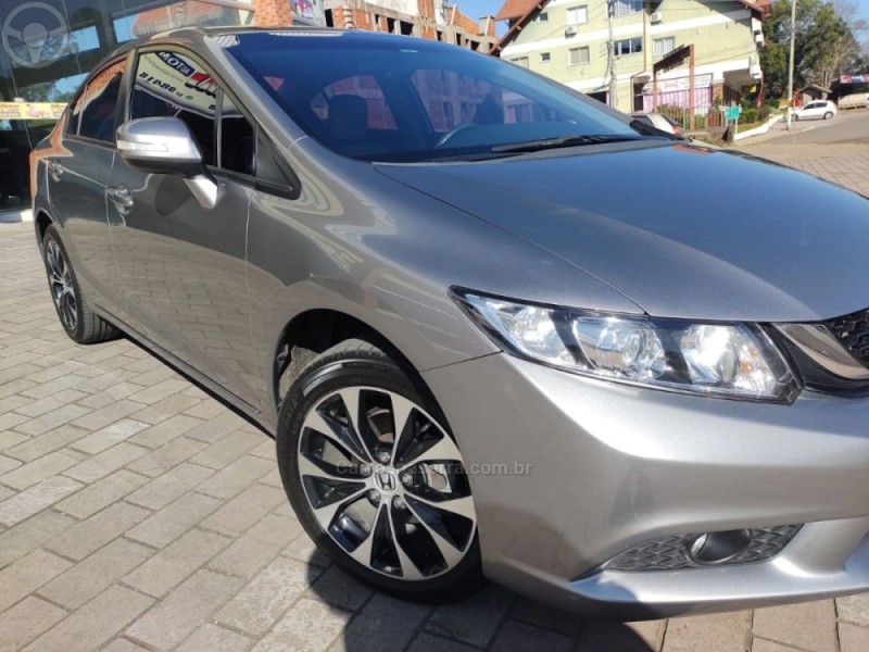 CIVIC 2.0 LXR 16V FLEX 4P AUTOMÁTICO - 2016 - NOVA PETRóPOLIS