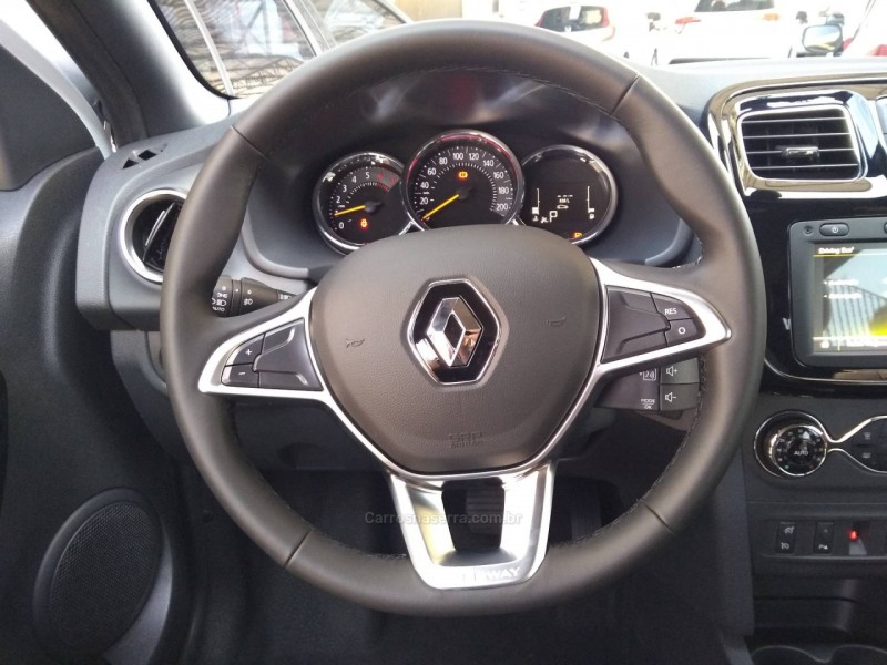 SANDERO 1.6 STEPWAY ICONIC X-TRONIC 16V FLEX 4P AUTOMÁTICO - 2022 - FLORES DA CUNHA