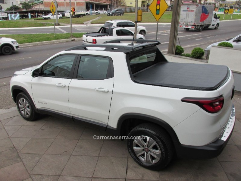 TORO 1.8 16V EVO FLEX FREEDOM AUTOMÁTICO - 2017 - FARROUPILHA