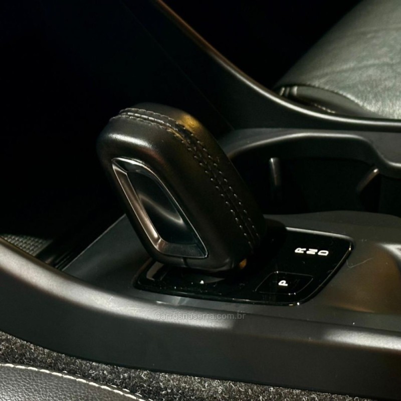 XC 40  - 2020 - LAJEADO