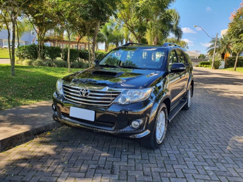 hilux sw4 3.0 srv 4x4 cd 16v turbo intercooler diesel 4p automatico 2013 bento goncalves
