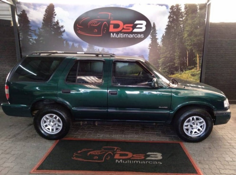 BLAZER 2.2 MPFI DLX 4X2 8V GASOLINA 4P MANUAL 2000  