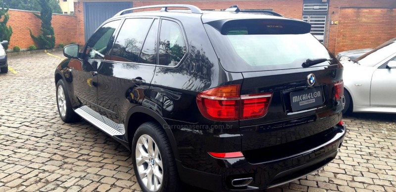 X5 4.8 4X4 50I SECURITY V8 32V GASOLINA 4P AUTOMÁTICO - 2011 - CAXIAS DO SUL