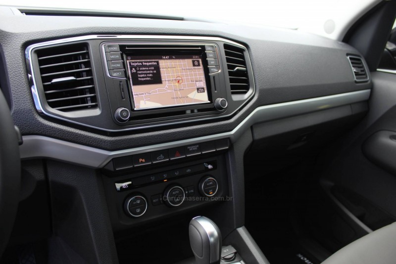 AMAROK 3.0 V6 TDI HIGHLINE CD DIESEL 4MOTION AUTOMÁTICO - 2022 - FLORES DA CUNHA
