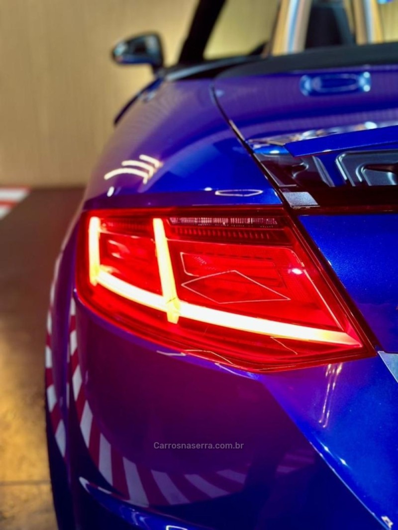 TTS 2.0 TFSI ROADSTER 16V GASOLINA 2P S-TRONIC - 2017 - LAJEADO