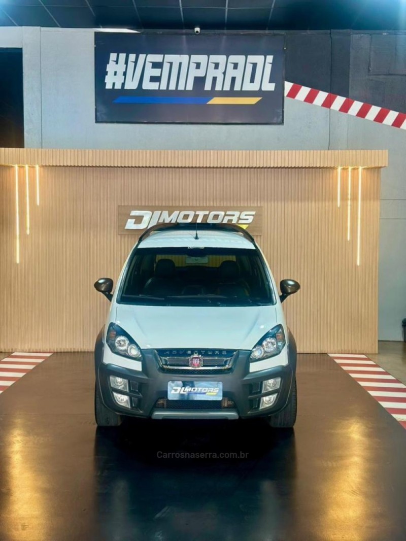 IDEA 1.4 MPI ATTRACTIVE 8V FLEX 4P MANUAL - 2015 - LAJEADO