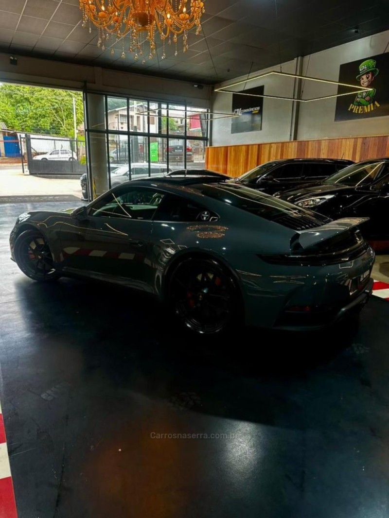 911 3.8 CARRERA S COUPÉ 6 CILINDROS 24V GASOLINA 2P AUTOMÁTICO - 2026 - LAJEADO