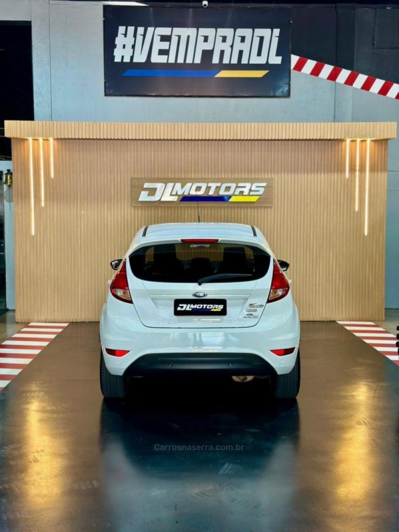 FIESTA 1.0 EDGE 8V GASOLINA 4P MANUAL - 2018 - LAJEADO