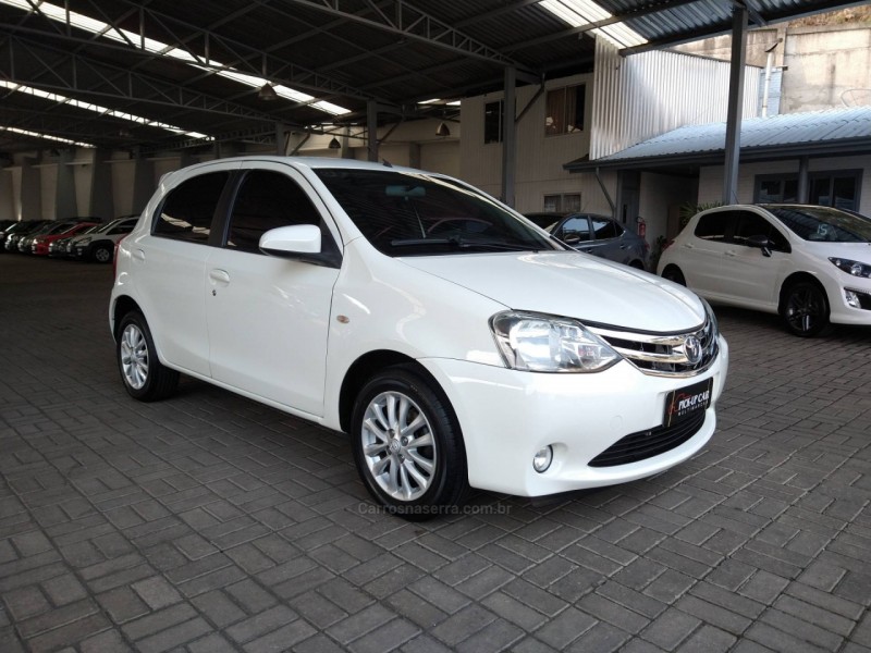 etios 1.5 xls 16v flex 4p manual 2014 caxias do sul