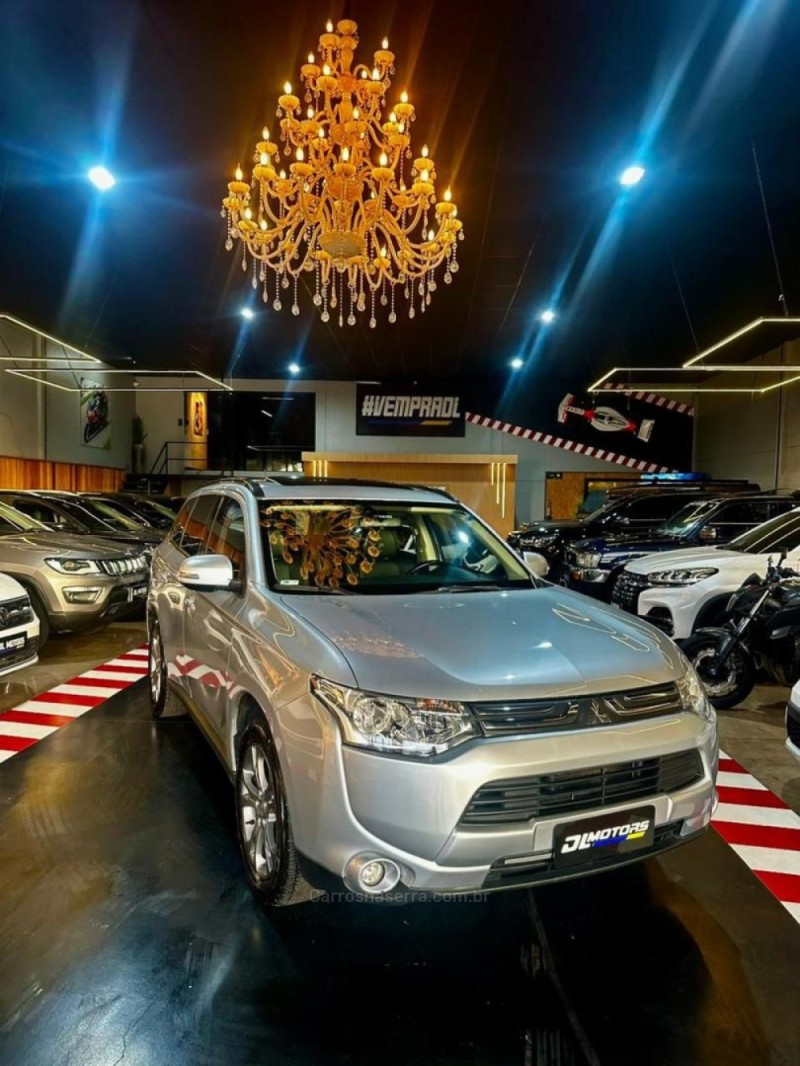 OUTLANDER 2.0 16V GASOLINA 4P AUTOMÁTICO - 2015 - LAJEADO