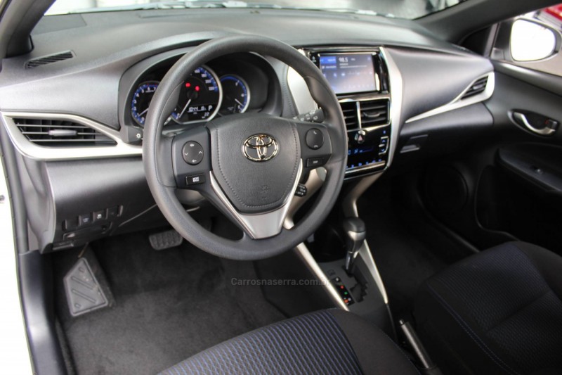 YARIS 1.5 XL CONNECT 16V FLEX 4P AUTOMÁTICO - 2023 - FLORES DA CUNHA