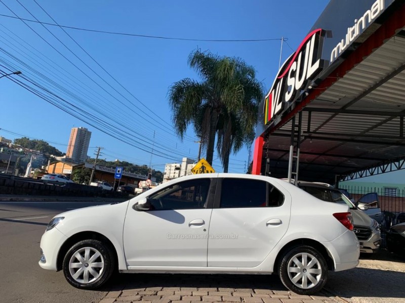 LOGAN 1.6 EXPRESSION 8V FLEX 4P MANUAL - 2014 - CAXIAS DO SUL