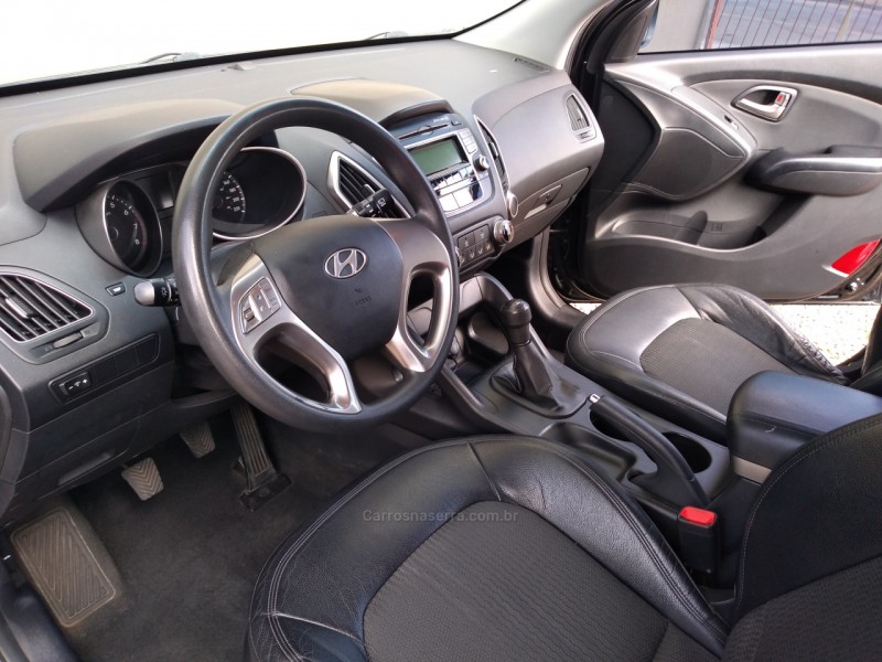 IX35 2.0 MPI 4X2 16V FLEX 4P MANUAL - 2011 - FLORES DA CUNHA