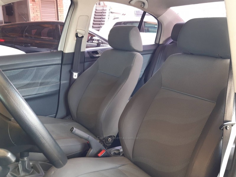 POLO 1.6 MI 8V FLEX 4P MANUAL - 2009 - VACARIA