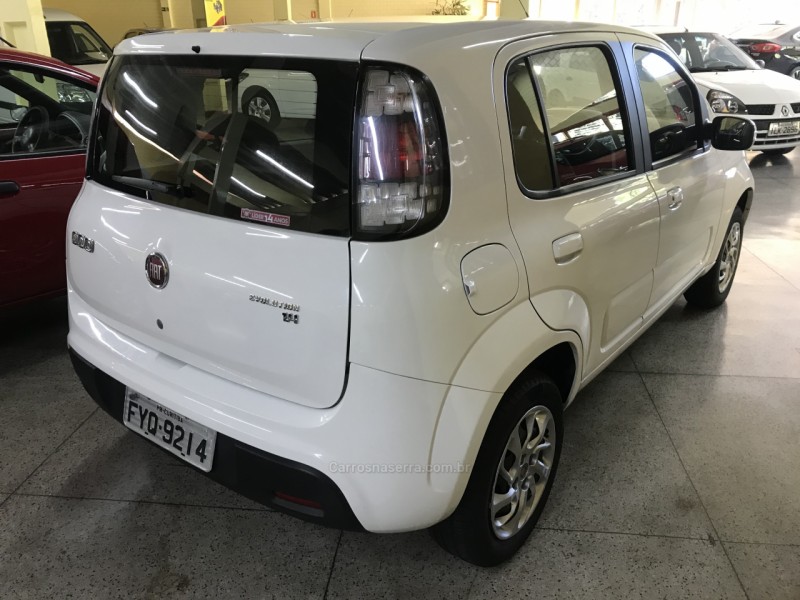 UNO 1.4 EVO EVOLUTION 8V FLEX 4P MANUAL - 2016 - NOVA PETRóPOLIS