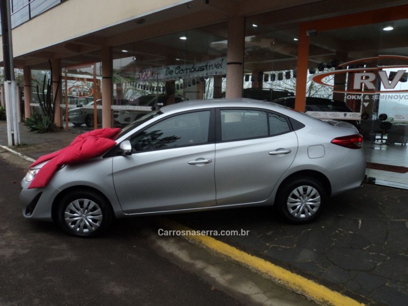 YARIS 1.5 16V FLEX SEDAN XL MANUAL5 - 2023 - CARLOS BARBOSA