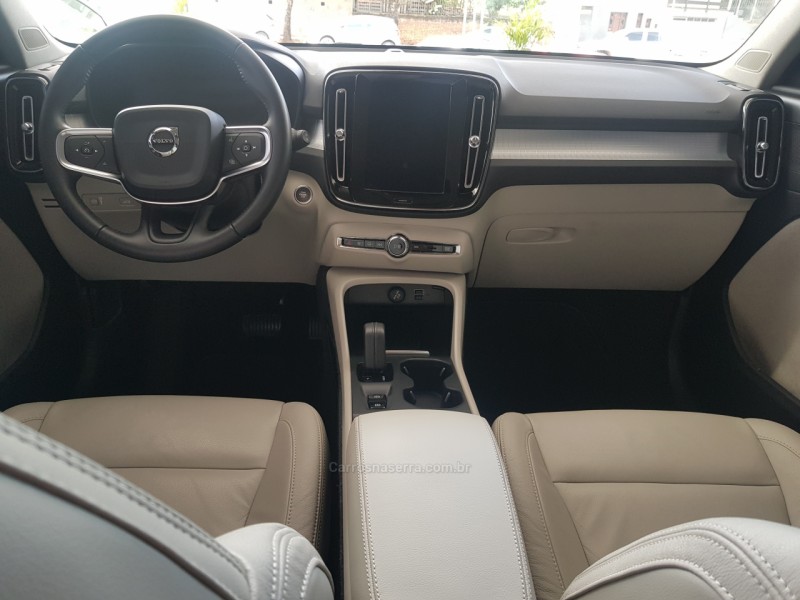 XC 40 2.0 T5 GASOLINA MOMENTUM AWD GEARTRONIC - 2019 - ERECHIM