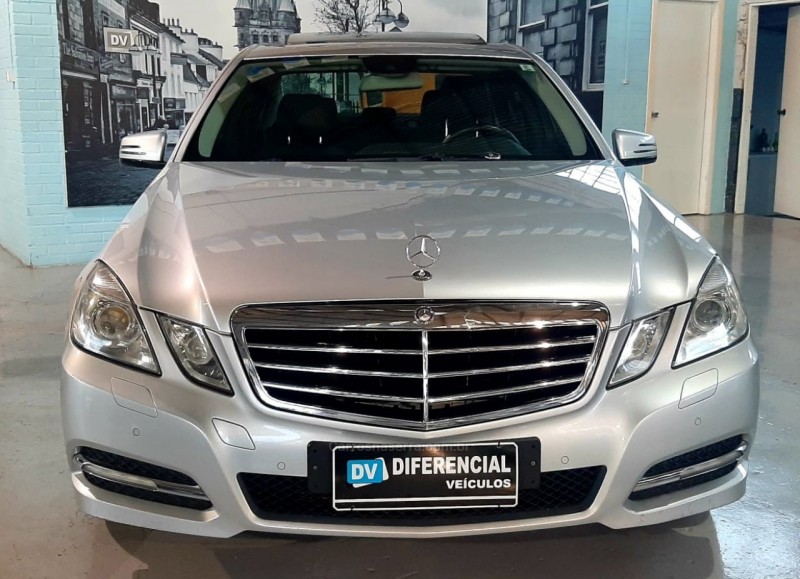 E 250 1.8 CGI AVANTGARDE 16V GASOLINA 4P AUTOMÁTICO - 2011 - CAXIAS DO SUL
