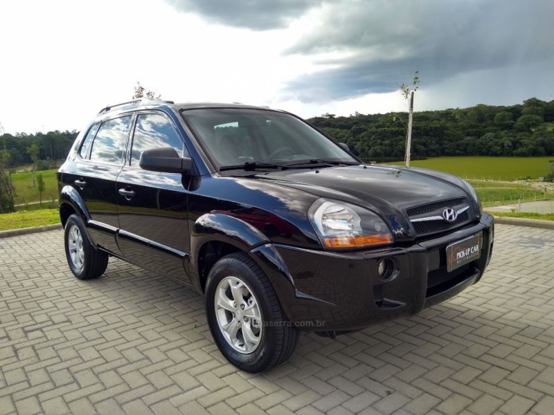 tucson 2.0 mpfi gl 16v 142cv 2wd gasolina 4p manual 2010 caxias do sul