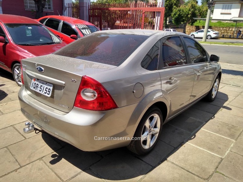 FOCUS 2.0 SE SEDAN 16V FLEX 4P AUTOMÁTICO - 2009 - DOIS IRMãOS