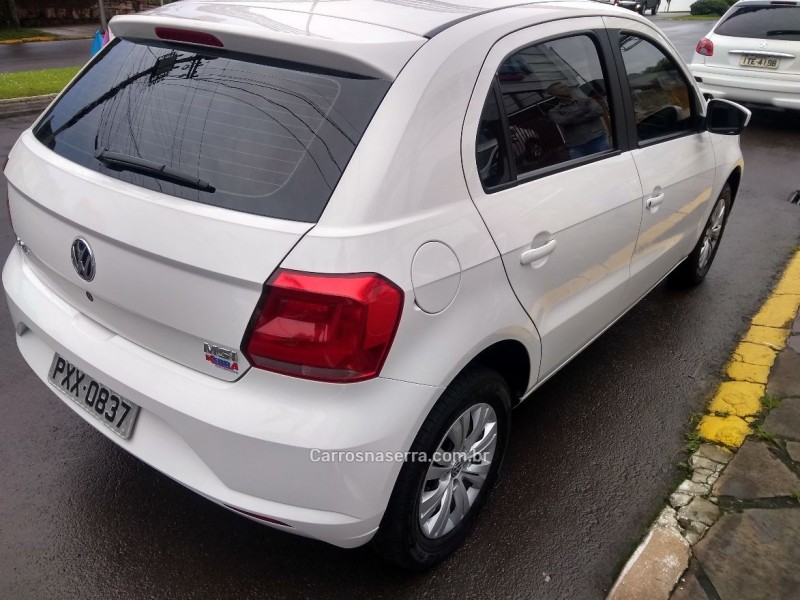 GOL 1.6 MI TRENDLINE 8V FLEX 4P MANUAL - 2017 - DOIS IRMãOS
