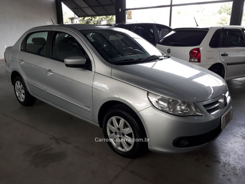 VOYAGE 1.0 MI 8V FLEX 4P MANUAL - 2013 - SãO SEBASTIãO DO CAí