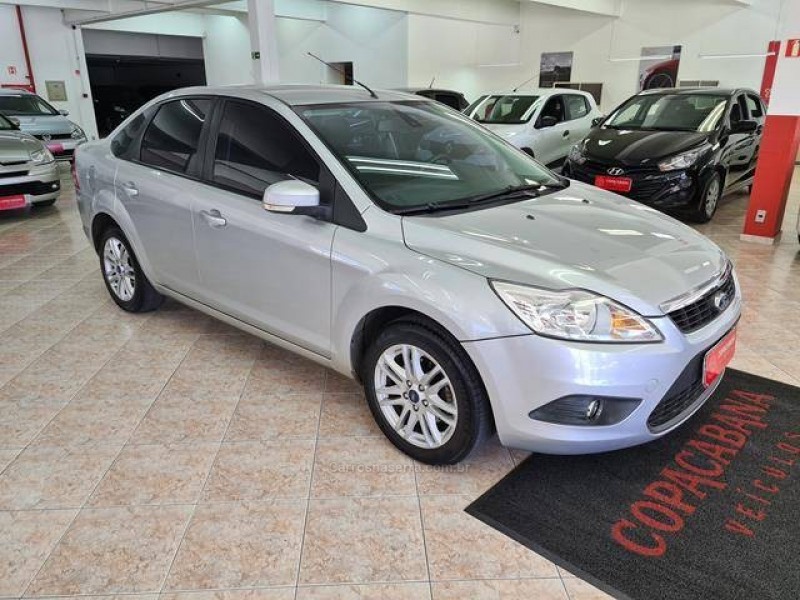 Focus 2.0 Glx Sedan 16v Flex 4p Automatico 2012 - Caxias Do Sul 