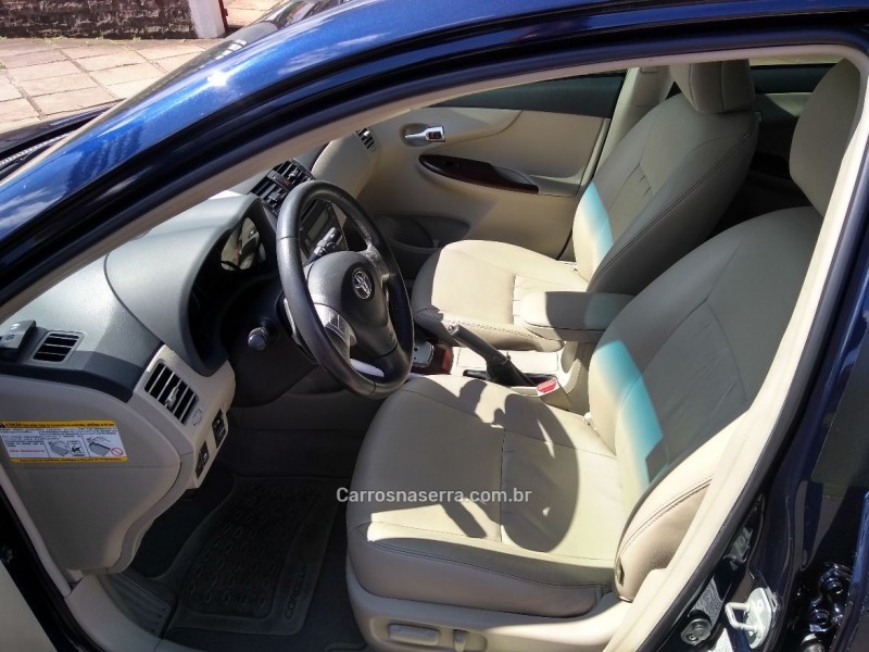 COROLLA 1.8 ALTIS 16V HÍBRIDO 4P AUTOMÁTICO - 2013 - DOIS IRMãOS