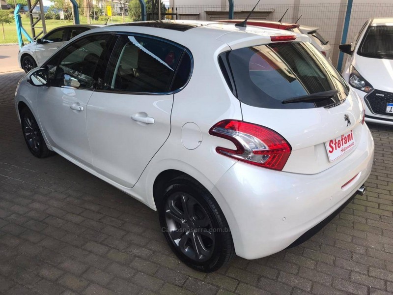 208 1.6 GRIFFE 16V FLEX 4P AUTOMÁTICO - 2014 - FELIZ