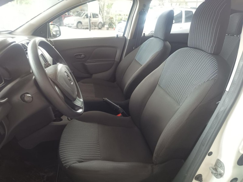 SANDERO 1.0 AUTHENTIQUE 16V FLEX 4P MANUAL - 2015 - CAXIAS DO SUL