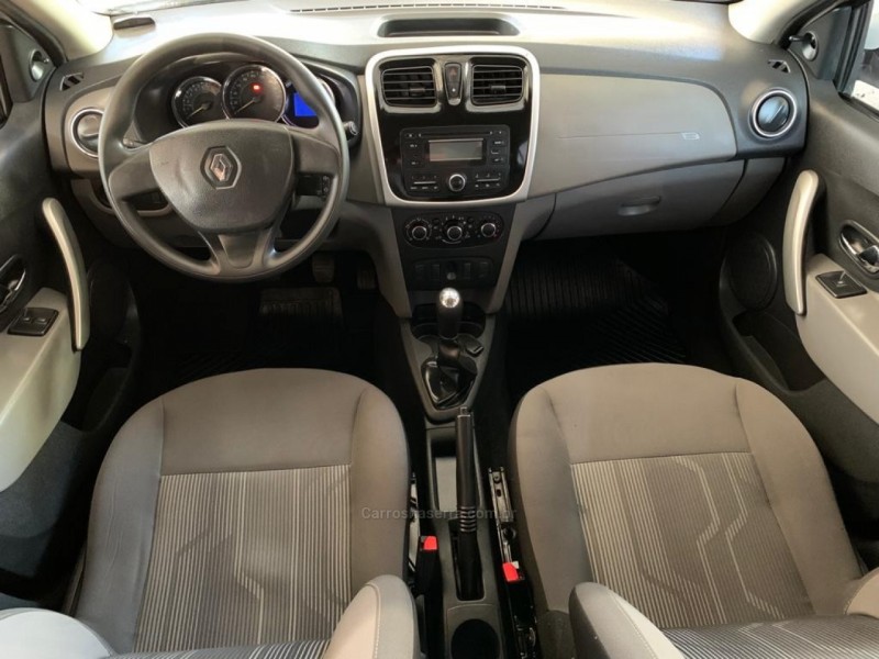 LOGAN 1.6 EXPRESSION 8V FLEX 4P MANUAL - 2014 - CAXIAS DO SUL
