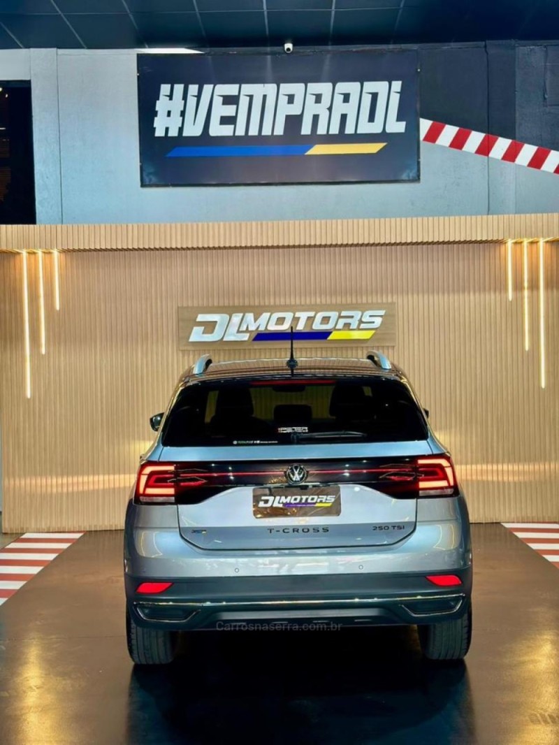 T-CROSS 1.0 COMFORTLINE TSI FLEX 4P AUTOMÁTICO - 2024 - LAJEADO