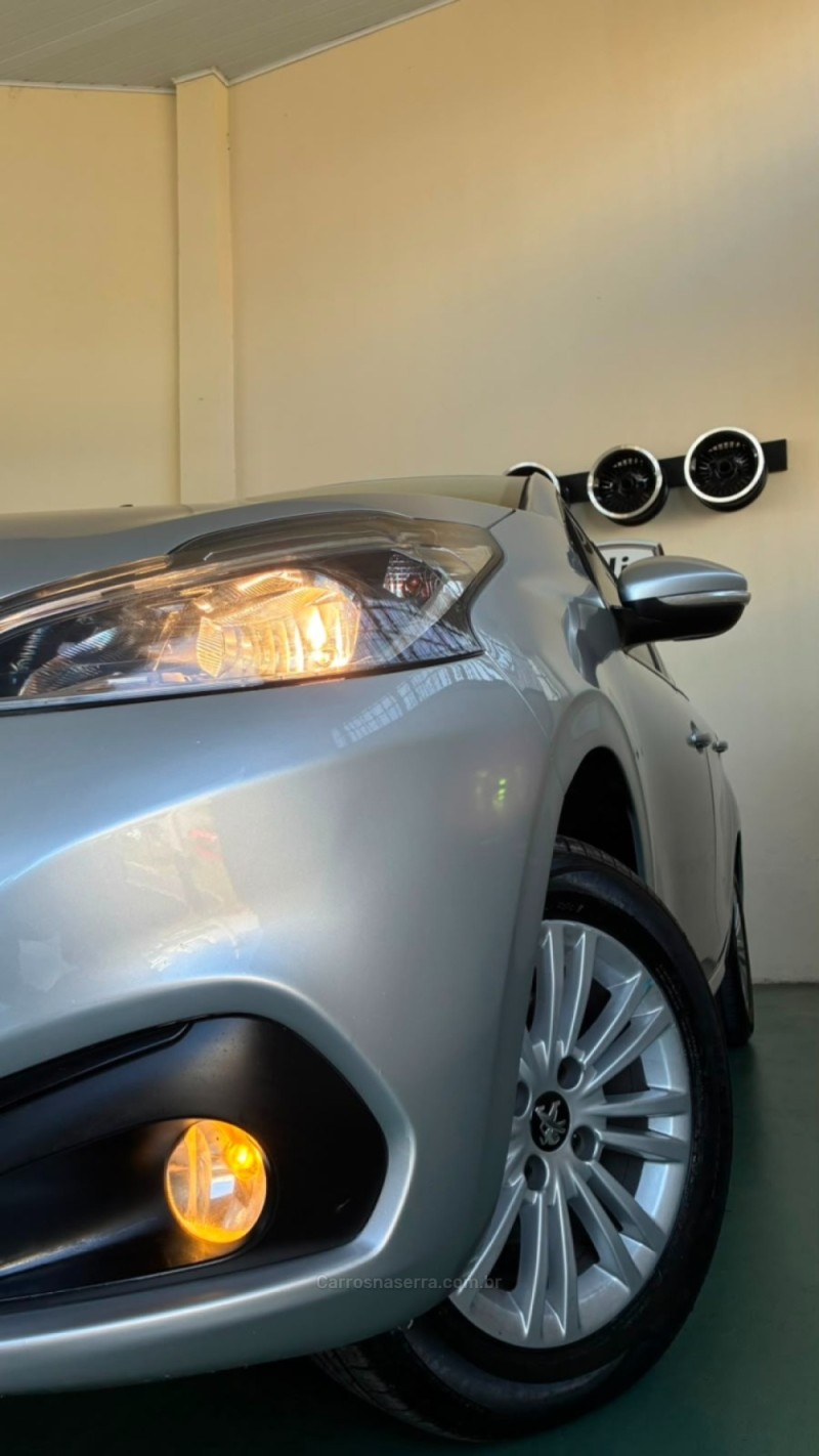 208 1.2 ACTIVE PACK 12V FLEX 4P MANUAL - 2020 - CAXIAS DO SUL