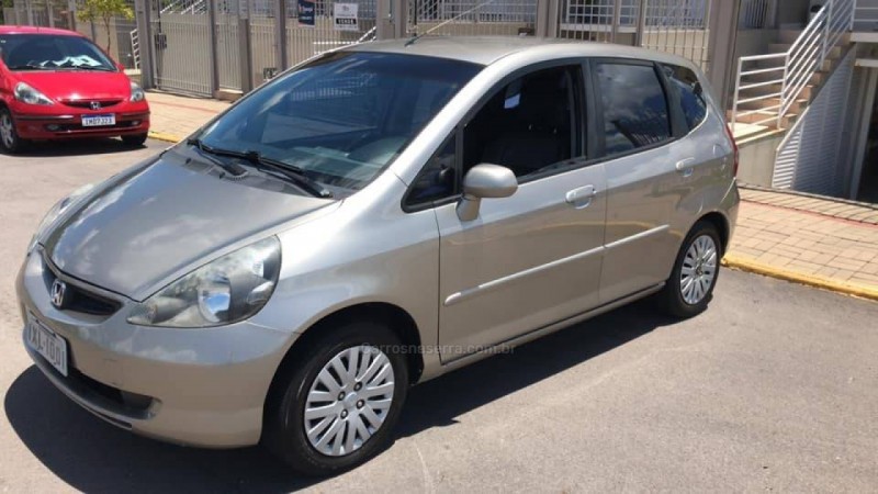 fit 1.4 lx 8v gasolina 4p manual 2006 farroupilha