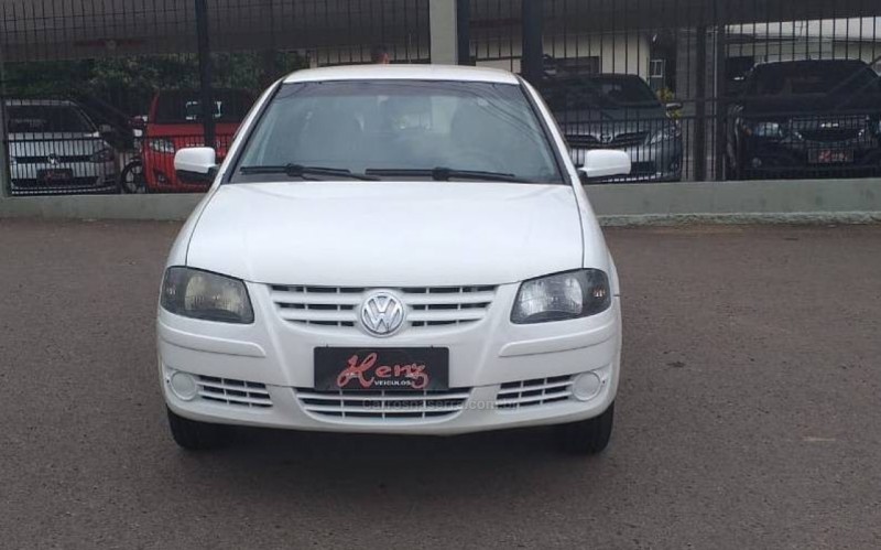 parati 1.6 mi 8v alcool 4p manual g.iii 2012 bom principio