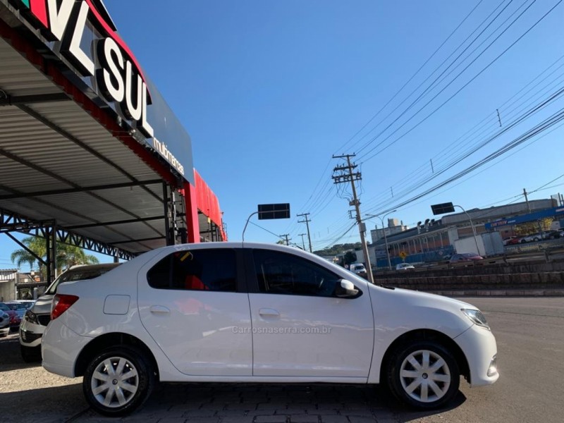 LOGAN 1.6 EXPRESSION 8V FLEX 4P MANUAL - 2014 - CAXIAS DO SUL