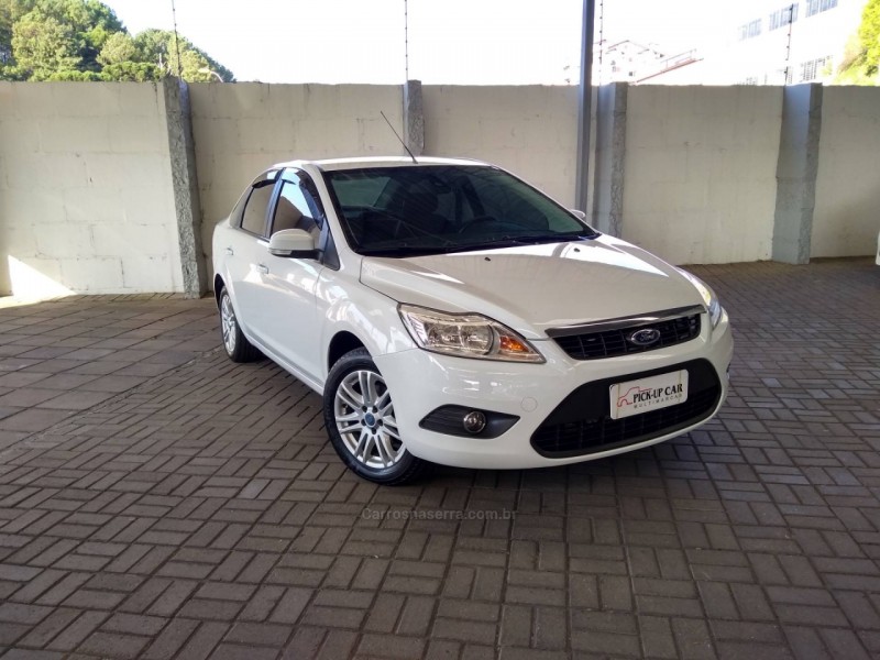 focus 2.0 glx 16v gasolina 4p manual 2012 caxias do sul